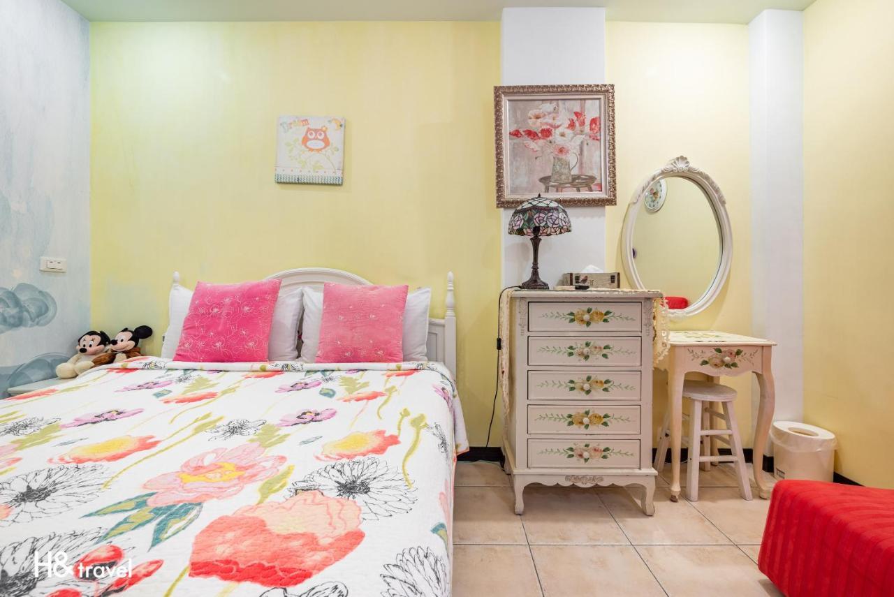 White Cotton Candy Homestay Hualian Zewnętrze zdjęcie